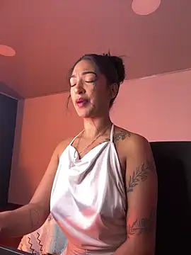 VanneGoddess online show from March 28, 11:10 am