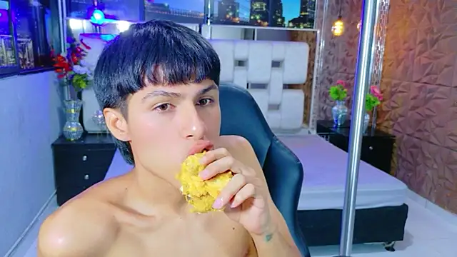 StormLuxX online show from January 6, 10:01 pm