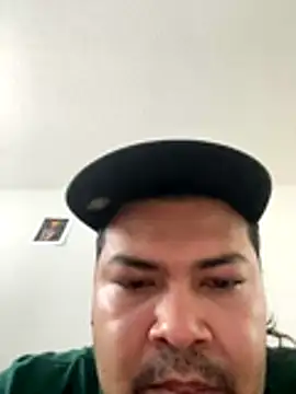 Snapshot of Samcan3 chatting on December 1, 5:07 pm Samcan3 online show from December 1, 5:07 pm