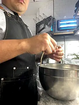 Snapshot of Samcan3 chatting on December 3, 4:53 am Samcan3 online show from December 3, 4:53 am