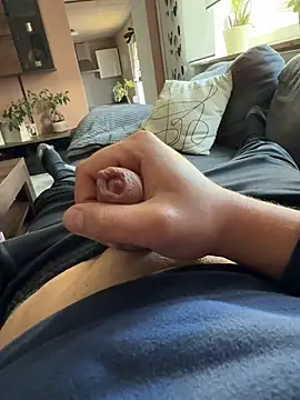 en93000 online show from March 12, 3:29 pm