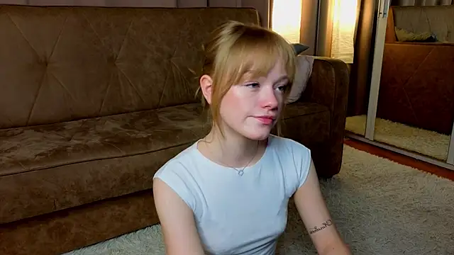 Snapshot of MatthewHoffis chatting on December 14, 7:25 am MatthewHoffis online show from December 14, 7:25 am