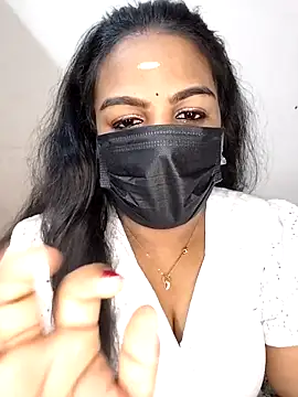Snapshot of Tamil_Shara chatting on April 3, 3:32 pm Tamil Shara online show from April 3, 3:32 pm