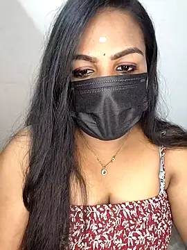 Snapshot of Tamil_Shara chatting on April 4, 8:28 pm Tamil Shara online show from April 4, 8:28 pm