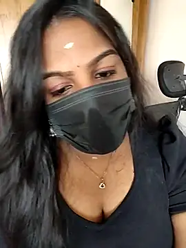 Snapshot of Tamil_Shara chatting on May 18, 9:15 am Tamil Shara online show from May 18, 9:15 am