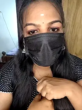 Snapshot of Tamil_Shara chatting on May 20, 9:15 am Tamil Shara online show from May 20, 9:15 am