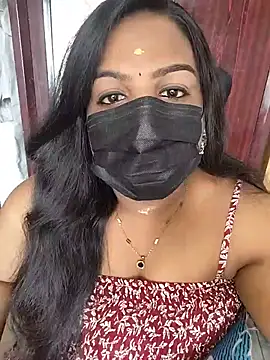Snapshot of Tamil_Shara chatting on June 10, 9:30 am Tamil Shara online show from June 10, 9:30 am