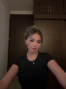 Snapshot of abbymnd1 chatting on May 28, 12:30 am abbymnd1 online show from May 28, 12:30 am