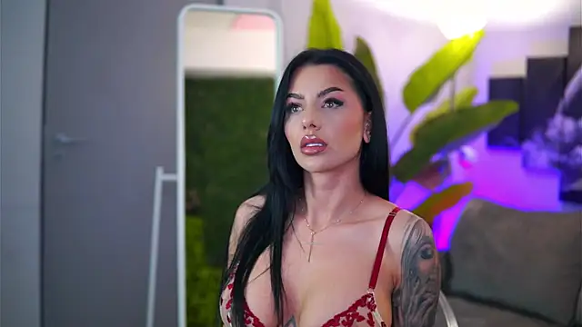 Ivy Trix online show from February 13, 7:32 pm