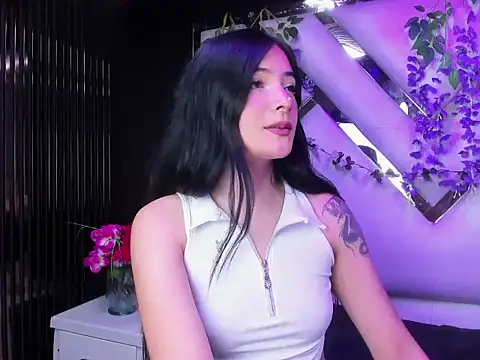 liinzy rouse69 online show from February 27, 3:01 pm