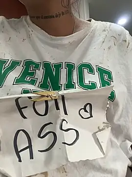 Snapshot of Slut_Dirty_Nastyy chatting on February 1, 9:46 pm Slut Dirty Nastyy online show from February 1, 9:46 pm