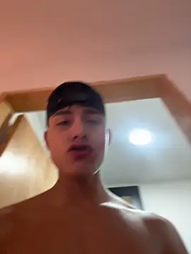 Lander Cruz online show from June 20, 2:42 pm