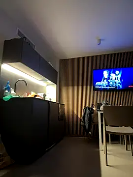 andresbale online show from December 18, 10:16 pm