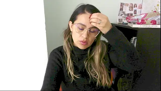 elyra fox01 online show from February 17, 3:40 pm