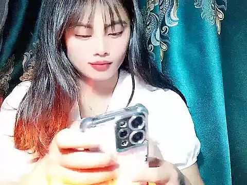 Snapshot of Nana569 chatting on March 19, 9:08 pm Nana569 online show from March 19, 9:08 pm