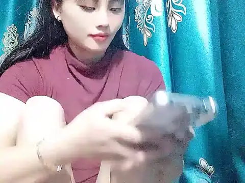 Snapshot of Nana569 chatting on March 27, 9:14 pm Nana569 online show from March 27, 9:14 pm