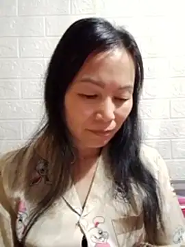 Lili-123k online show from February 18, 4:52 am