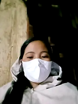 Snapshot of felicity_chloe chatting on February 18, 1:40 pm felicity chloe online show from February 18, 1:40 pm