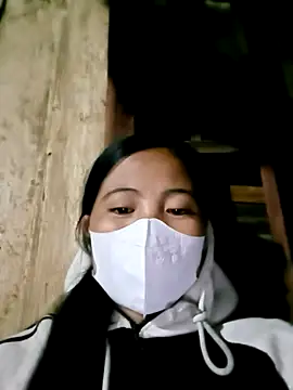 Snapshot of felicity_chloe chatting on February 21, 1:12 pm felicity chloe online show from February 21, 1:12 pm