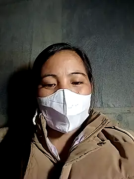 Snapshot of felicity_chloe chatting on February 25, 1:43 pm felicity chloe online show from February 25, 1:43 pm