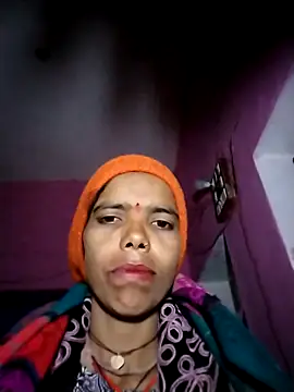 Snapshot of Chetna_sharma chatting on December 13, 11:21 pm Chetna sharma online show from December 13, 11:21 pm