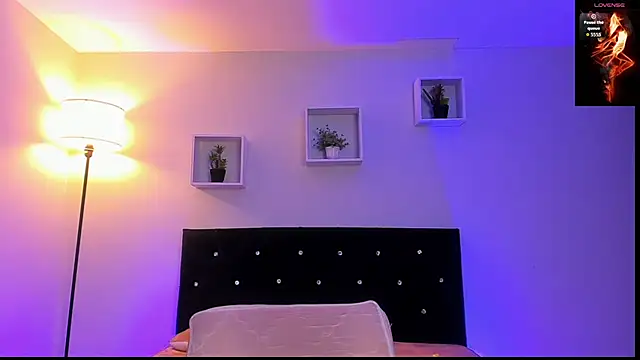 Victoria Rose  online show from May 29, 8:07 pm