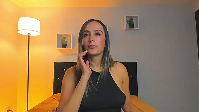 Victoria Rose  online show from July 1, 8:08 pm