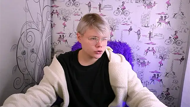 Brian Mils online show from February 1, 11:42 am