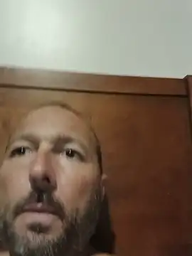 jeffwoodmclm online show from August 1, 7:07 am