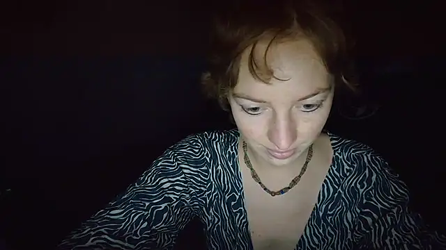 Snapshot of Ida-Rose chatting on March 3, 7:36 am Ida-Rose online show from March 3, 7:36 am