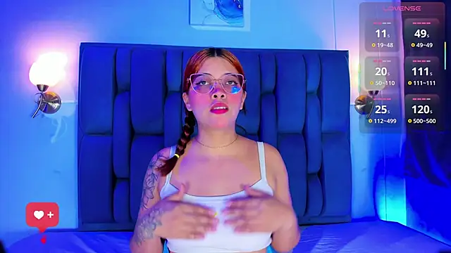 RousseVyxen online show from January 19, 3:16 pm