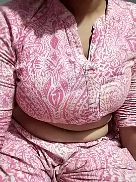 hottyrose69 online show from March 20, 4:28 am