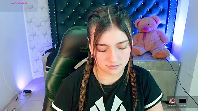 Diamond juliana online show from July 8, 3:22 am
