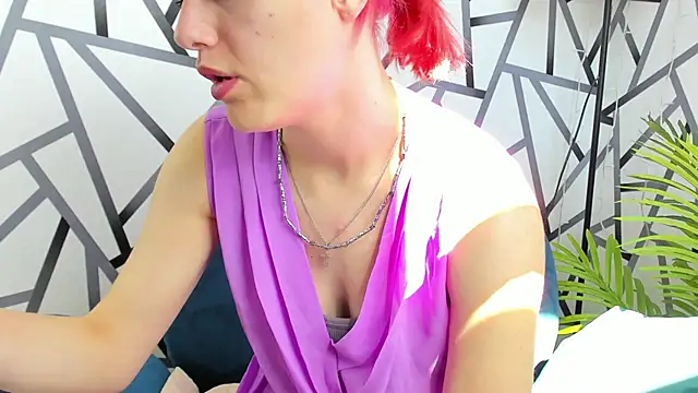 Snapshot of Linda_Jonys chatting on June 2, 9:00 am Linda Jonys online show from June 2, 9:00 am
