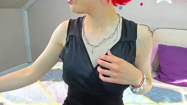 Snapshot of Linda_Jonys chatting on July 7, 8:07 am Linda Jonys online show from July 7, 8:07 am