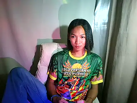 Snapshot of msrubyx chatting on December 5, 4:21 am msrubyx online show from December 5, 4:21 am