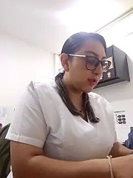 Valeria montana  online show from April 22, 12:07 pm