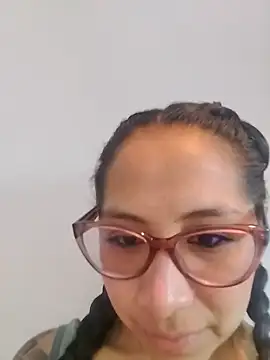 Snapshot of Saly_Moon1 chatting on May 26, 12:50 am Saly Moon1 online show from May 26, 12:50 am