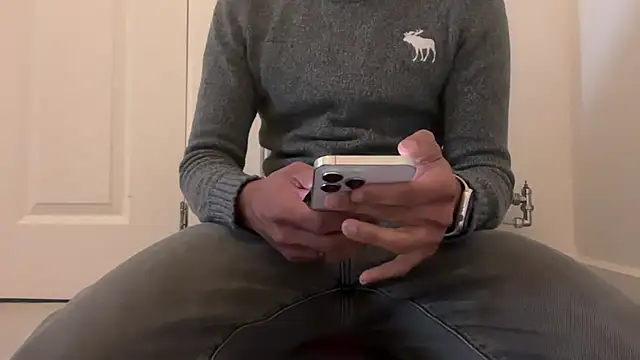 Snapshot of RandyRik chatting on December 15, 2:10 pm RandyRik online show from December 15, 2:10 pm