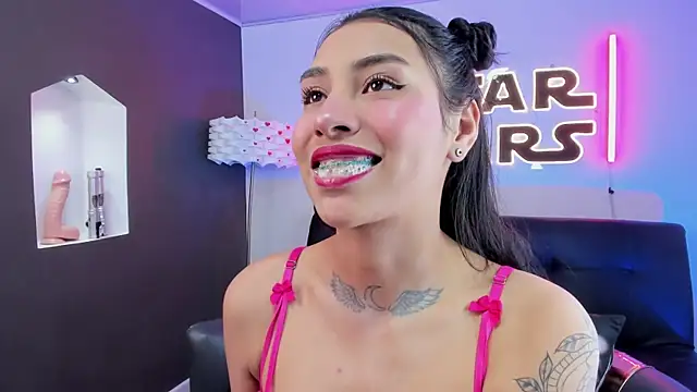 miss monserrat online show from December 15, 6:34 pm