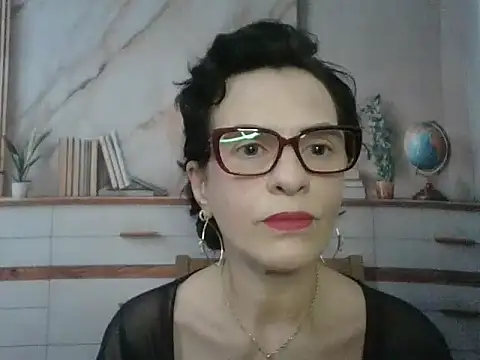 Luna-Hot0802 online show from December 18, 12:22 pm