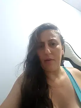 Snapshot of Jeh_charmosa chatting on December 3, 8:29 pm Jeh charmosa online show from December 3, 8:29 pm