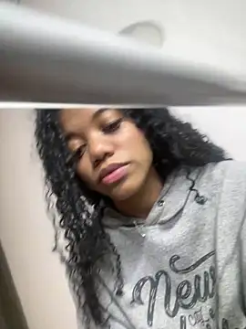 arianna roxe online show from March 17, 3:55 am