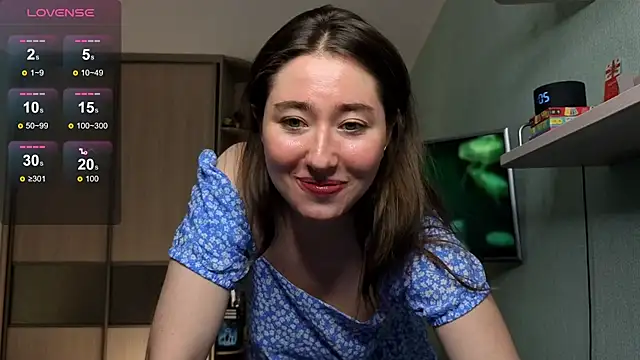 Snapshot of SweetChirikMay chatting on December 17, 5:30 pm SweetChirikMay online show from December 17, 5:30 pm