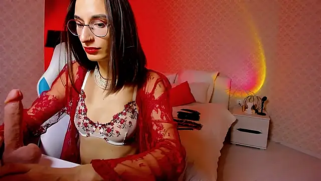 anastasha hills online show from February 5, 8:41 am