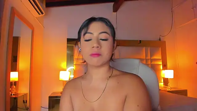 Zoei Moon online show from August 1, 7:02 pm