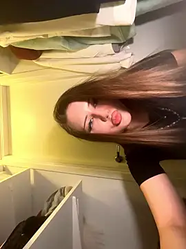 Snapshot of TanyaMoor chatting on December 4, 4:16 pm TanyaMoor online show from December 4, 4:16 pm