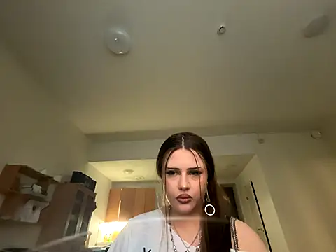 Snapshot of TanyaMoor chatting on December 5, 12:14 pm TanyaMoor online show from December 5, 12:14 pm