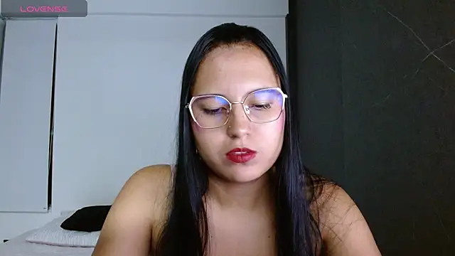 candy rosemaryy online show from March 21, 12:15 am