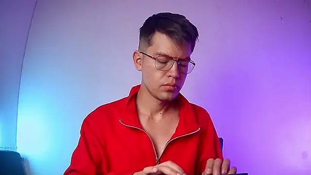 nicolatinboy online show from March 1, 9:17 pm